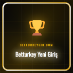 Betturkey yeni giriş adresine erişim sağlayan bir kullanıcı laptop başında.